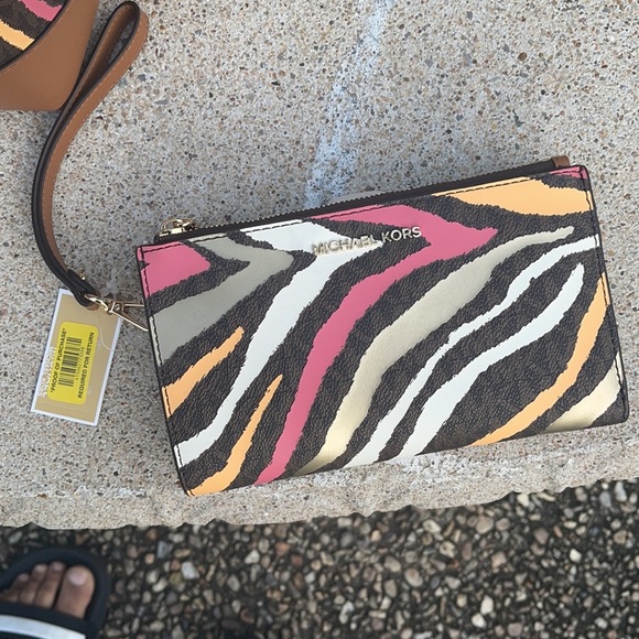 Michael kors purse & wallet set - Picture 6 of 14